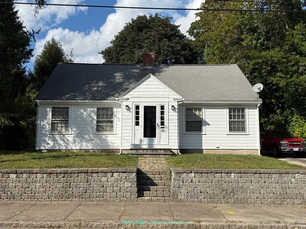 60 Upland Rd, Attleboro, MA 02703