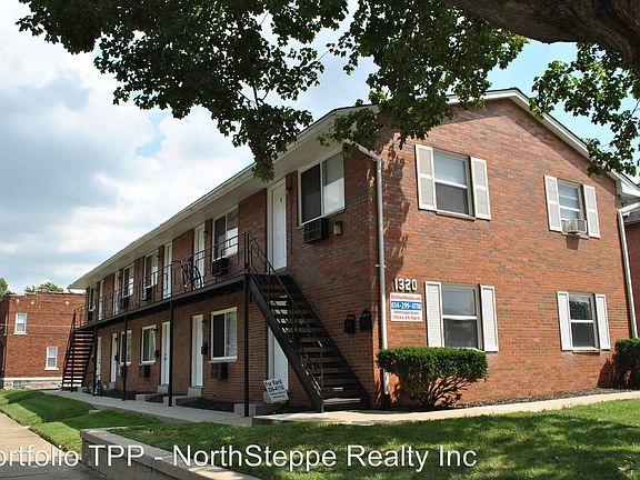 2nd image of 1320 Highland St #1320