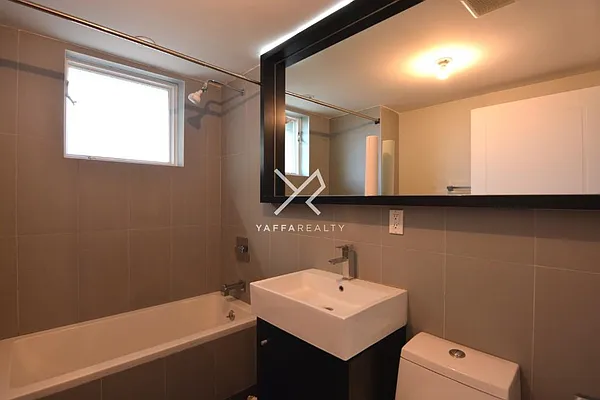 Rented by Yaffa Realty LLC | media 8