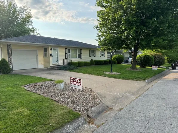 1226 Easy St, Palmyra, MO 63461