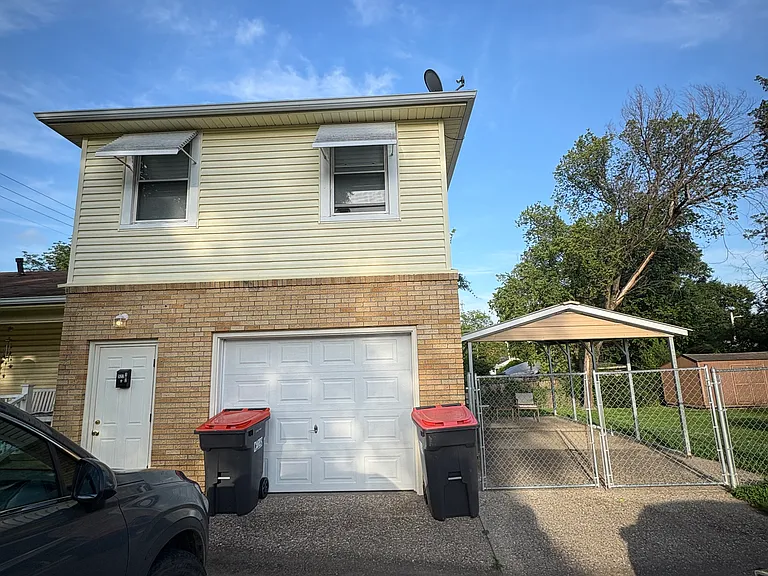 522 1/2 N 15th St #1A — Photo 2