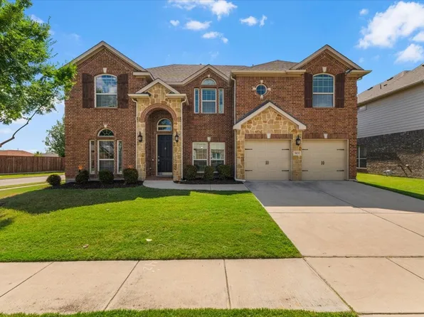 9833 Saltbrush St, Fort Worth, TX 76177