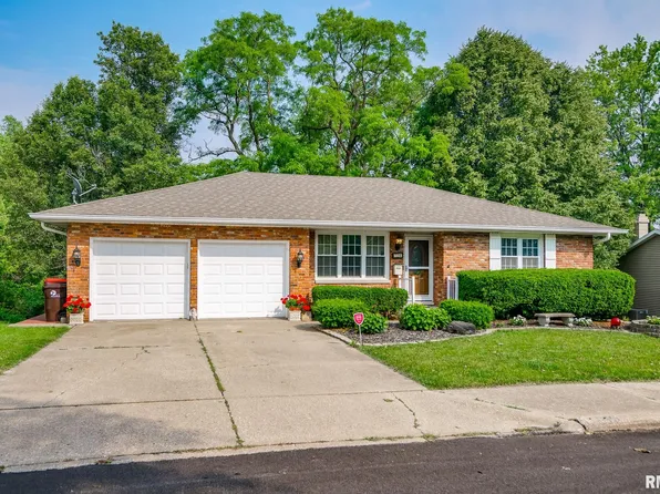 7214 N Whippoorwill Ln, Peoria, IL 61614