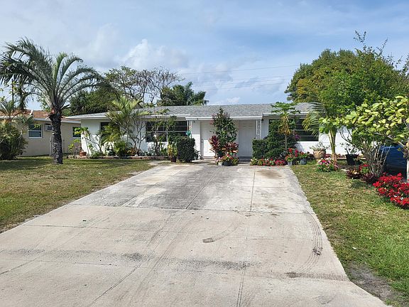 2nd image of 709 Southview Dr APT B
