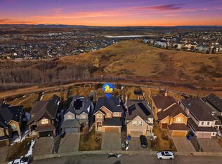 113 E Cranarch Cmn SE, Calgary, AB T3M1M1