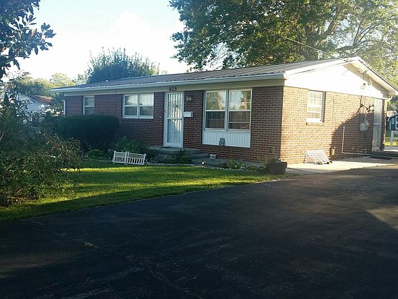 2nd image of 825 N 3rd St