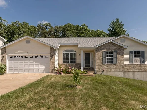 563 Great Plains Dr, House Springs, MO 63051