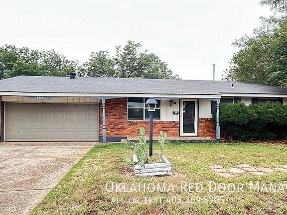 2nd image of 3413 Eastwood Cir