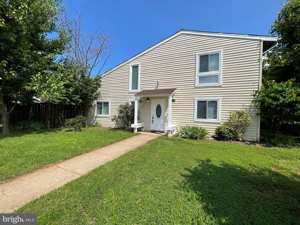 21 Monarch Dr