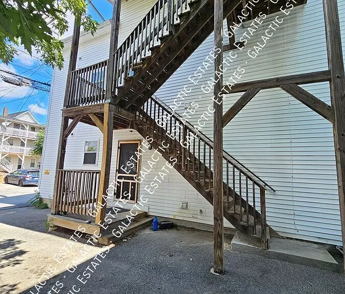 194-202 Auburn St #198-2 — Photo 12
