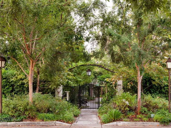 Drake Manor, 200 W Drake St, Pomona, CA 91767