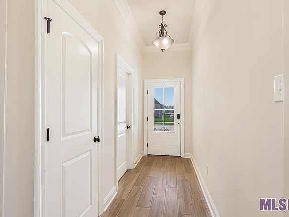 5th image of 10001 Ashby Ln