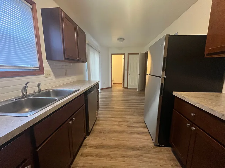 529 S Silverwood Ln #A — Photo 3
