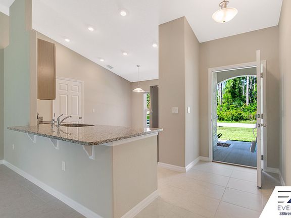5th image of 37 Ballard Ln