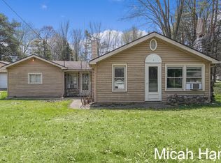 608 Schultz St NW, Sparta, MI 49345