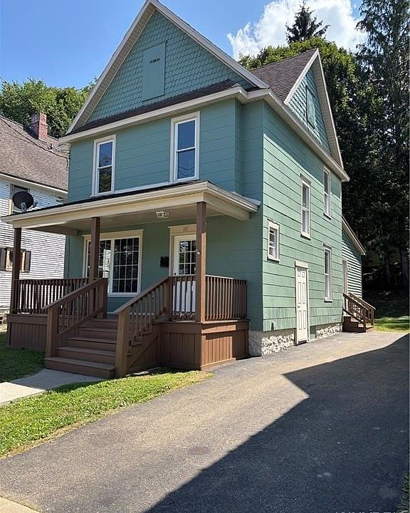 1st image of 187 Broad St