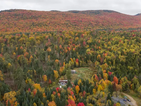 1795 Island Pond Road, Newark, VT 05871
