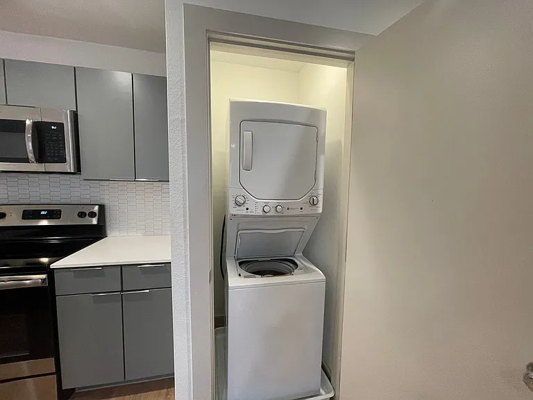 Royal Palms - Updated units on Gaston Ave | Close to Lakewood Shopping Center! — Photo 7