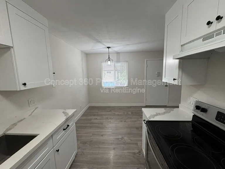 9840 Cedar St #9 — Photo 11