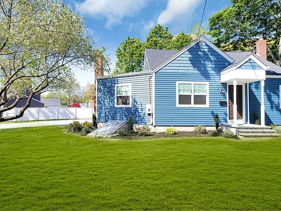 3rd image of 339 Lakeland Ave