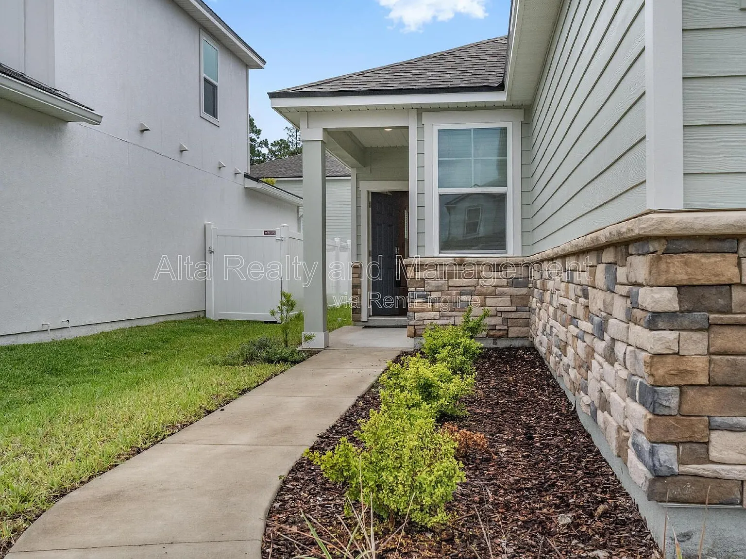 3 bed, 2.0 bath, 1519 sqft, $1,995 — Photo 4