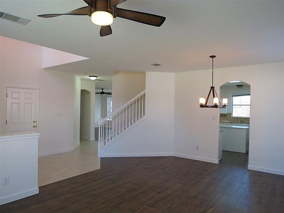 4th image of 12604 Linford Dr