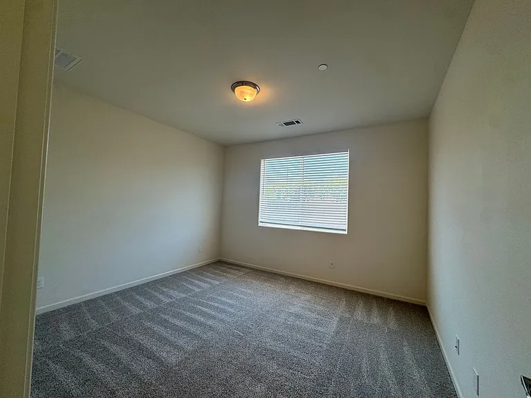 13333 Peach St — Photo 12