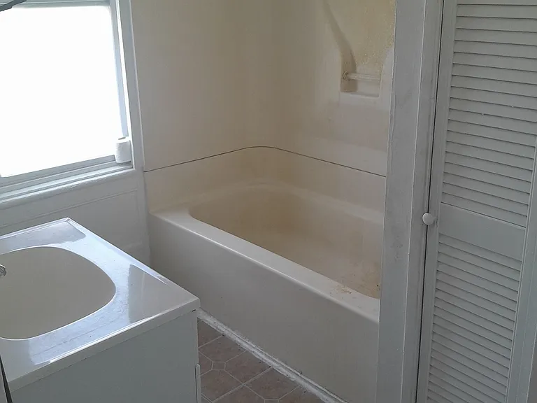 107 S Pawling St #6 — Photo 5