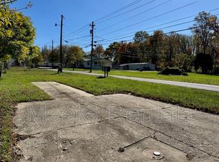 6 Riddle Mobile Home Park, Scott Depot, WV 25560