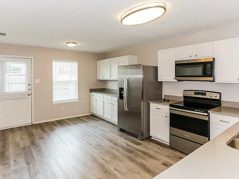 2365 White Pine Dr — Photo 8