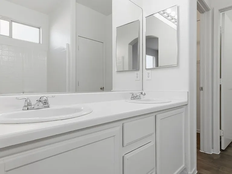 2529 Rainbow Cactus Ct — Photo 16