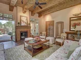 3 Soaring Eagle Ct, Santa Fe, NM 87506