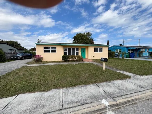 1212 W 26th Street, Riviera Beach, FL 33404