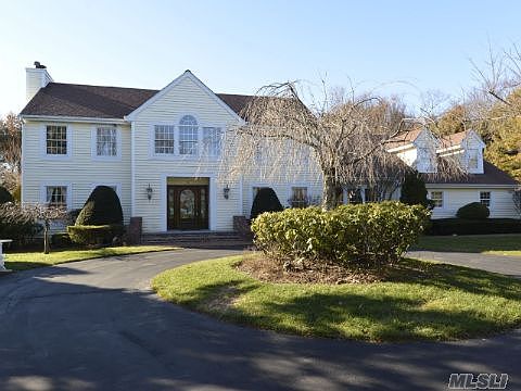 1st image of 8 Miller Farms Dr