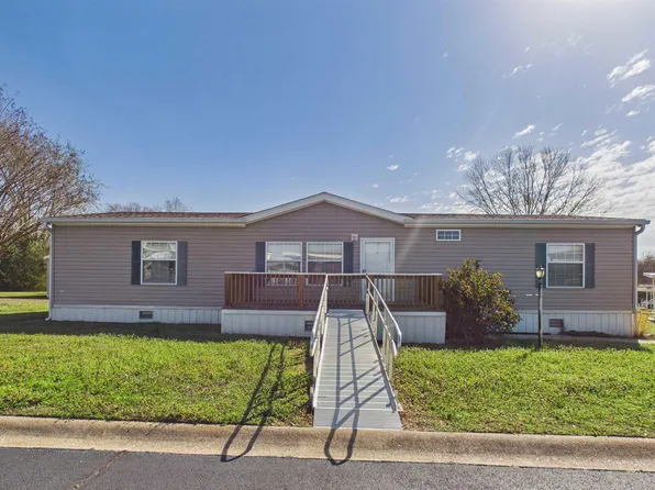 66 River Run Dr, Gassville, AR 72635