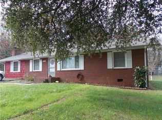 3036 Fleet St, Winston Salem, NC 27127