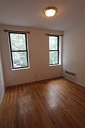 Rented by Robyn Lee, LREB