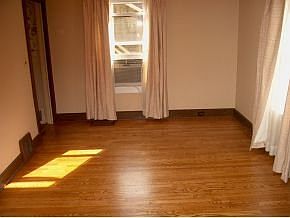 5th image of 400 Jackson Ave