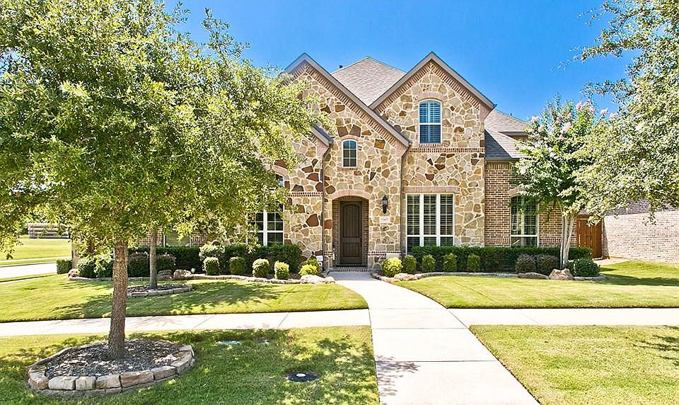 1st image of 13667 Clifton Dr