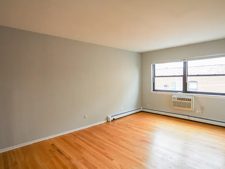 2828 N Cambridge Ave #527 — Photo 7