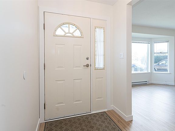 2nd image of 6178 Somenos Rd