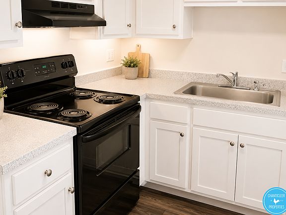 2nd image of 1400 Creech Rd APT 4