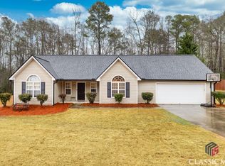 580 Windermere Dr, Loganville, GA 30052