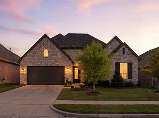 1915 Hillside Ct, Van Alstyne, TX 75495