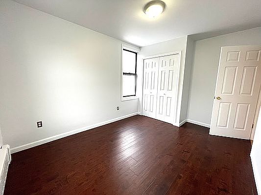 4th image of 23-11A Broadway #3T