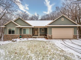 2075 Scales Bend Rd NE, North Liberty, IA 52317
