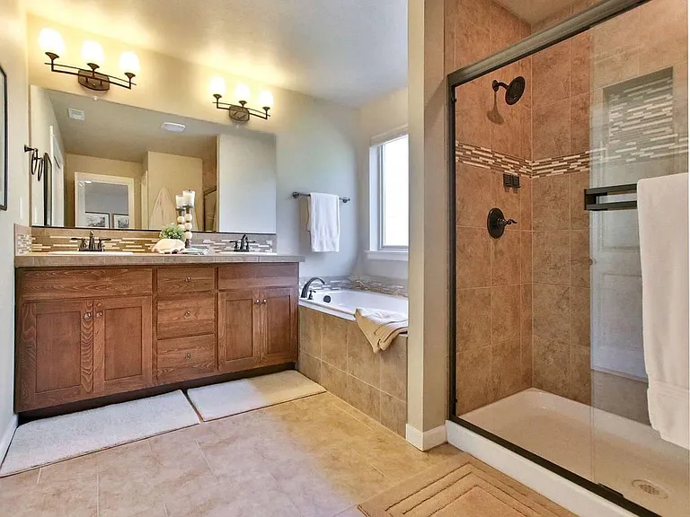 SW Ledgestone Dr — Photo 14