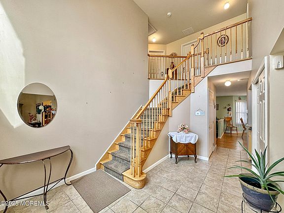 5th image of 855 Miller Avenue