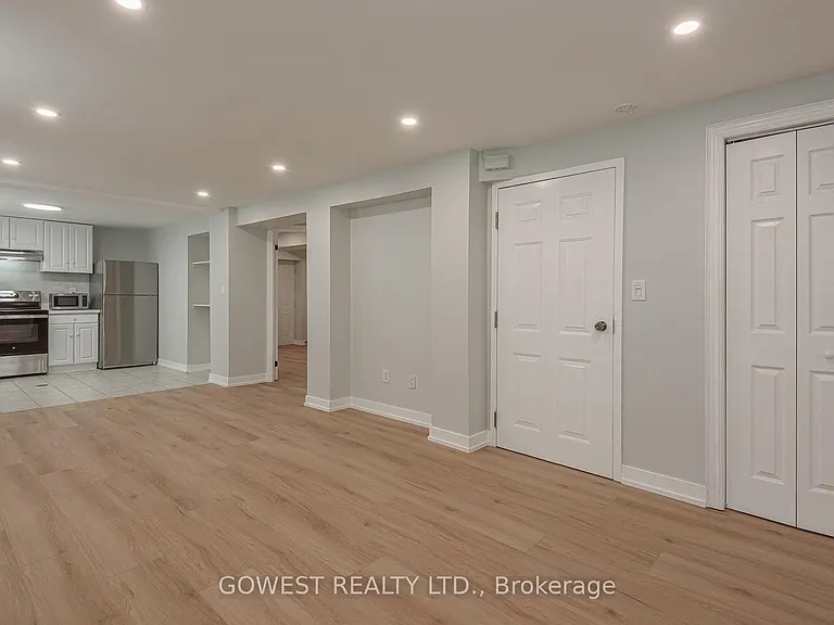 134 Grenadier Rd #4 — Photo 5