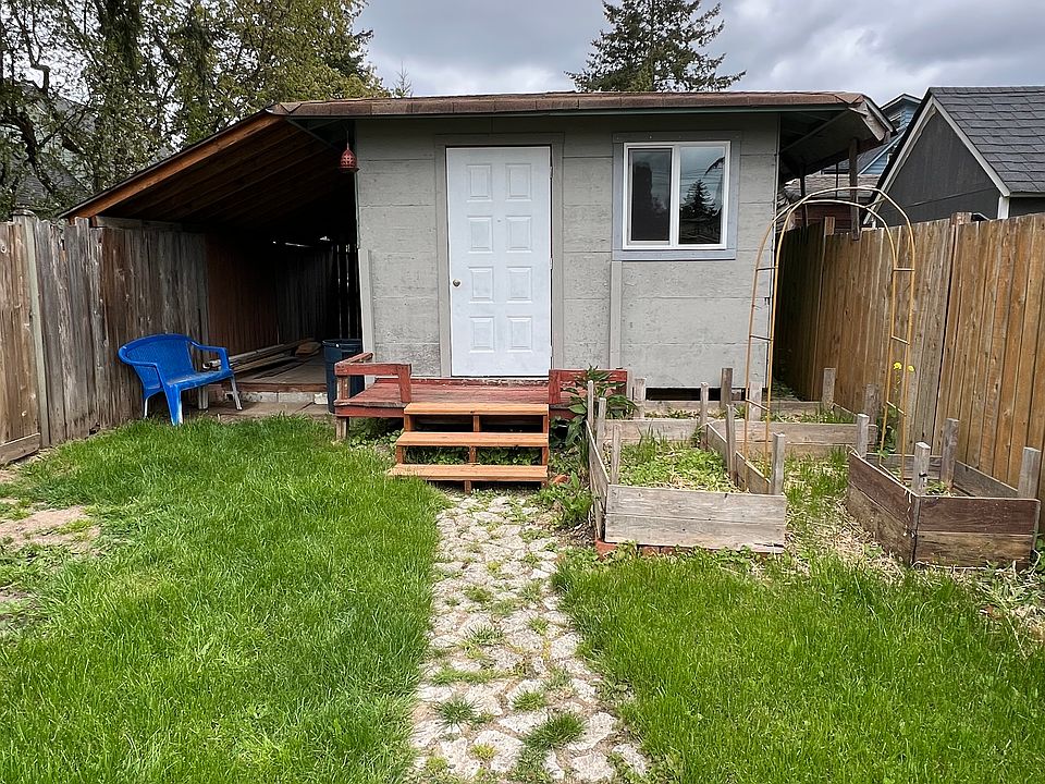 Back yard and bonus area